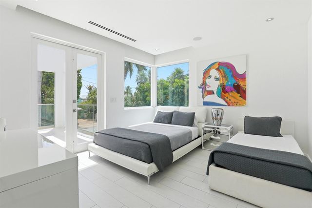 3017 N ATLANTIC Boulevard, Fort Lauderdale, FL 33308