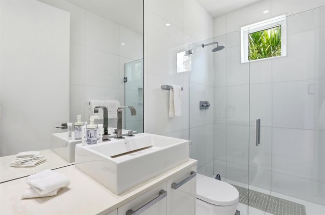 3017 N ATLANTIC Boulevard, Fort Lauderdale, FL 33308