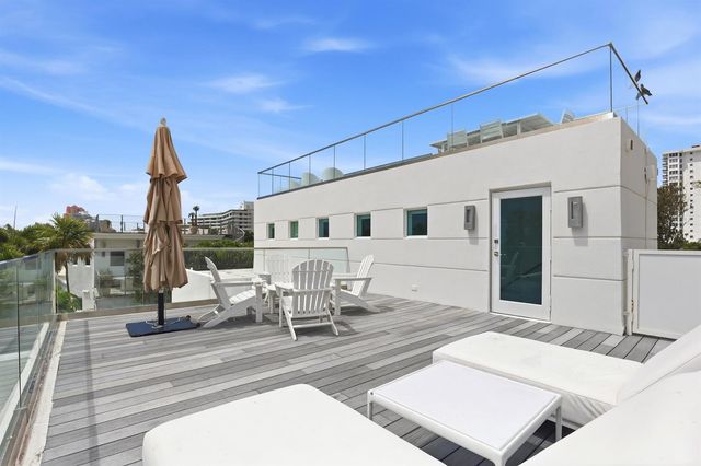 3017 N ATLANTIC Boulevard, Fort Lauderdale, FL 33308