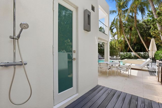 3017 N ATLANTIC Boulevard, Fort Lauderdale, FL 33308