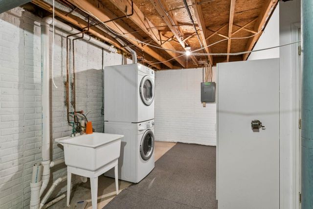 2338 Golden Pond Court, Fenton, MI 48430