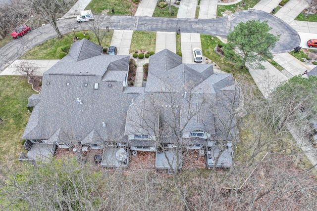 2338 Golden Pond Court, Fenton, MI 48430