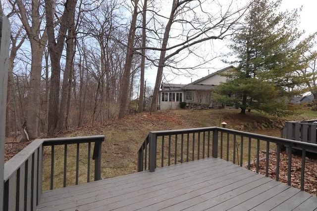 2338 Golden Pond Court, Fenton, MI 48430