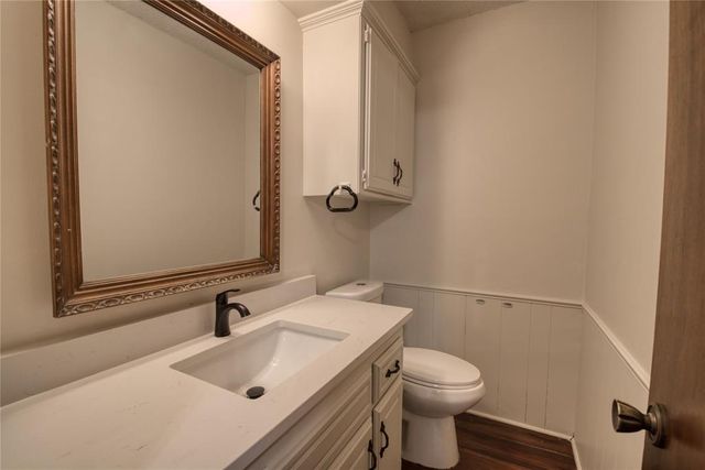 2908 N Redmond Court, Oklahoma City, OK 73127