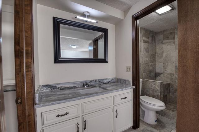 2908 N Redmond Court, Oklahoma City, OK 73127