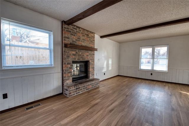 2908 N Redmond Court, Oklahoma City, OK 73127