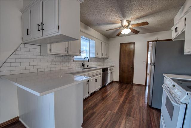 2908 N Redmond Court, Oklahoma City, OK 73127