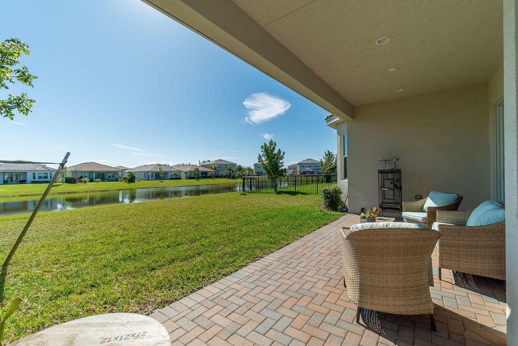 4644 Citron Way, Westlake, FL 33470