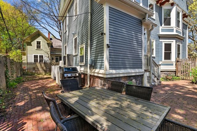41 Spring Park Ave 1, Boston, MA 02130