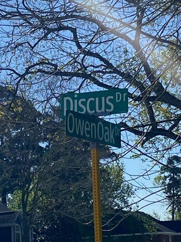 8630 Discus Drive, Humble, TX 77346