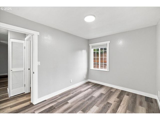 1009 Se 113TH Ave, Portland, OR 97216