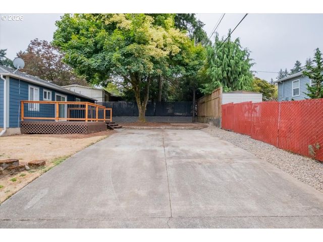 1009 Se 113TH Ave, Portland, OR 97216