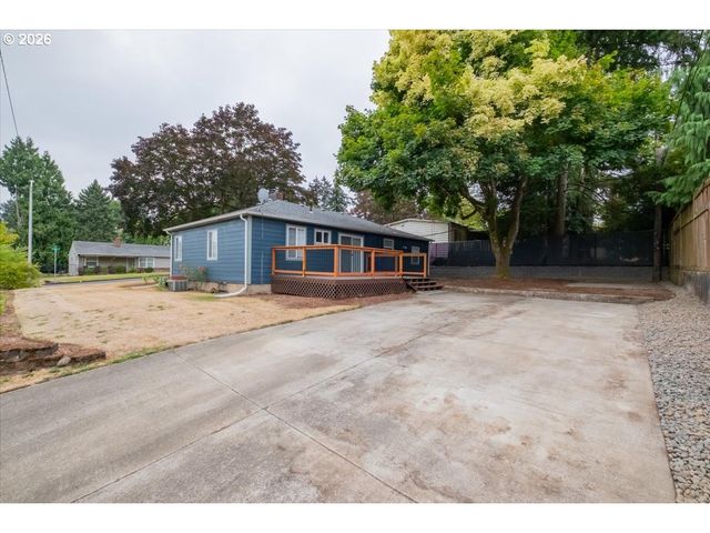 1009 Se 113TH Ave, Portland, OR 97216