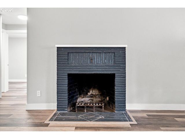 1009 Se 113TH Ave, Portland, OR 97216