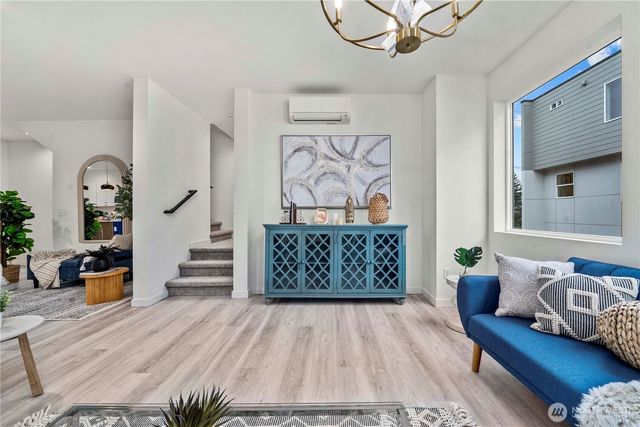 11539 17th Place SW, Burien, WA 98146