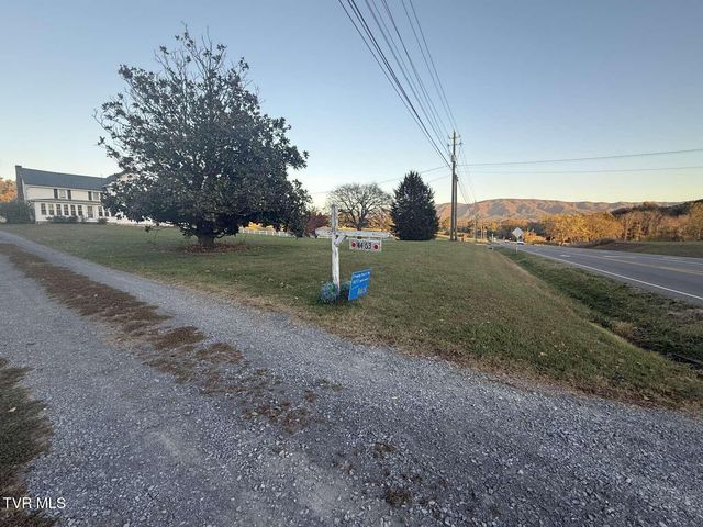 4463 Weaver Pike, Bluff City, TN 37618