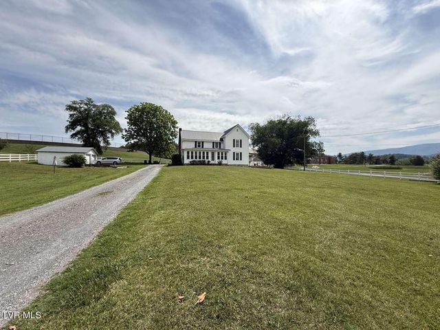 4463 Weaver Pike, Bluff City, TN 37618