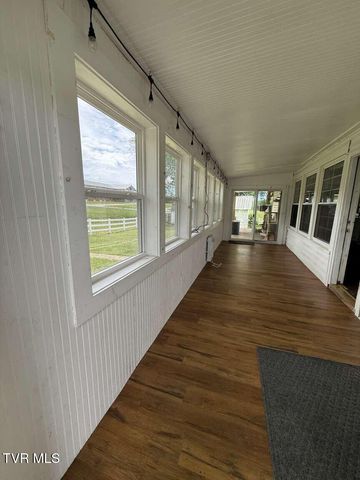 4463 Weaver Pike, Bluff City, TN 37618