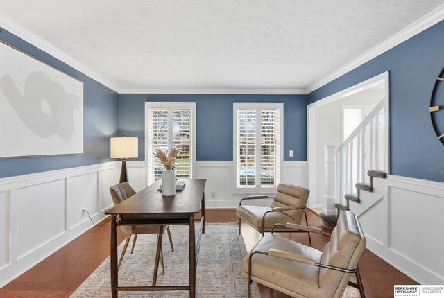 21201 Brentwood Road, Elkhorn, NE 68022