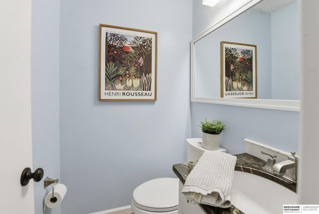 21201 Brentwood Road, Elkhorn, NE 68022