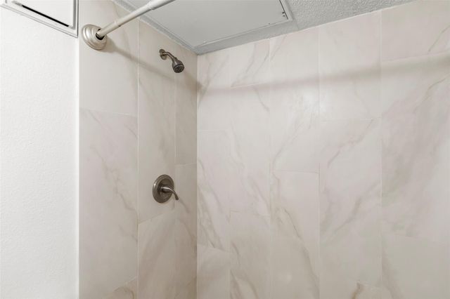 12550 Whittington Drive 704, Houston, TX 77077