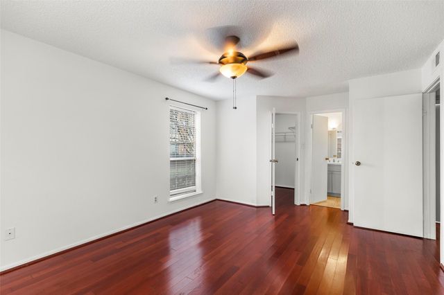 12550 Whittington Drive 704, Houston, TX 77077