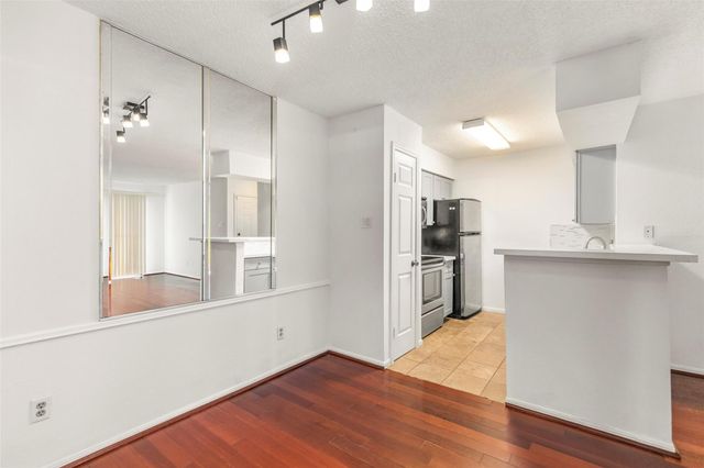 12550 Whittington Drive 704, Houston, TX 77077