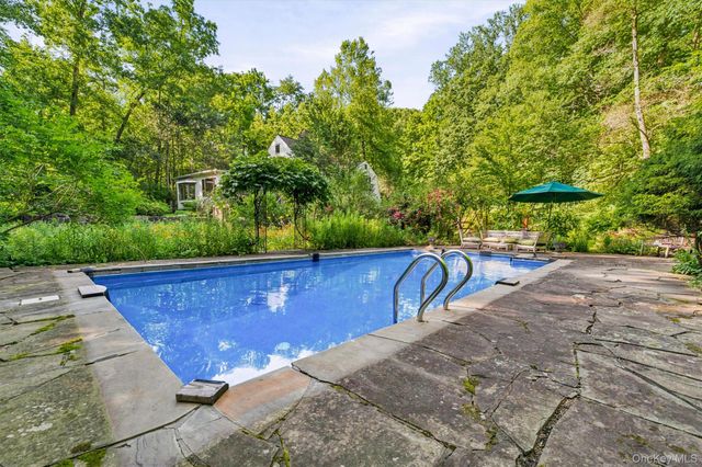 69 Montrose Station Road, Montrose, NY 10548