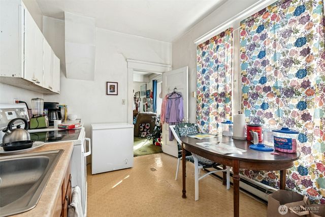 1926 Colby Avenue, Everett, WA 98201