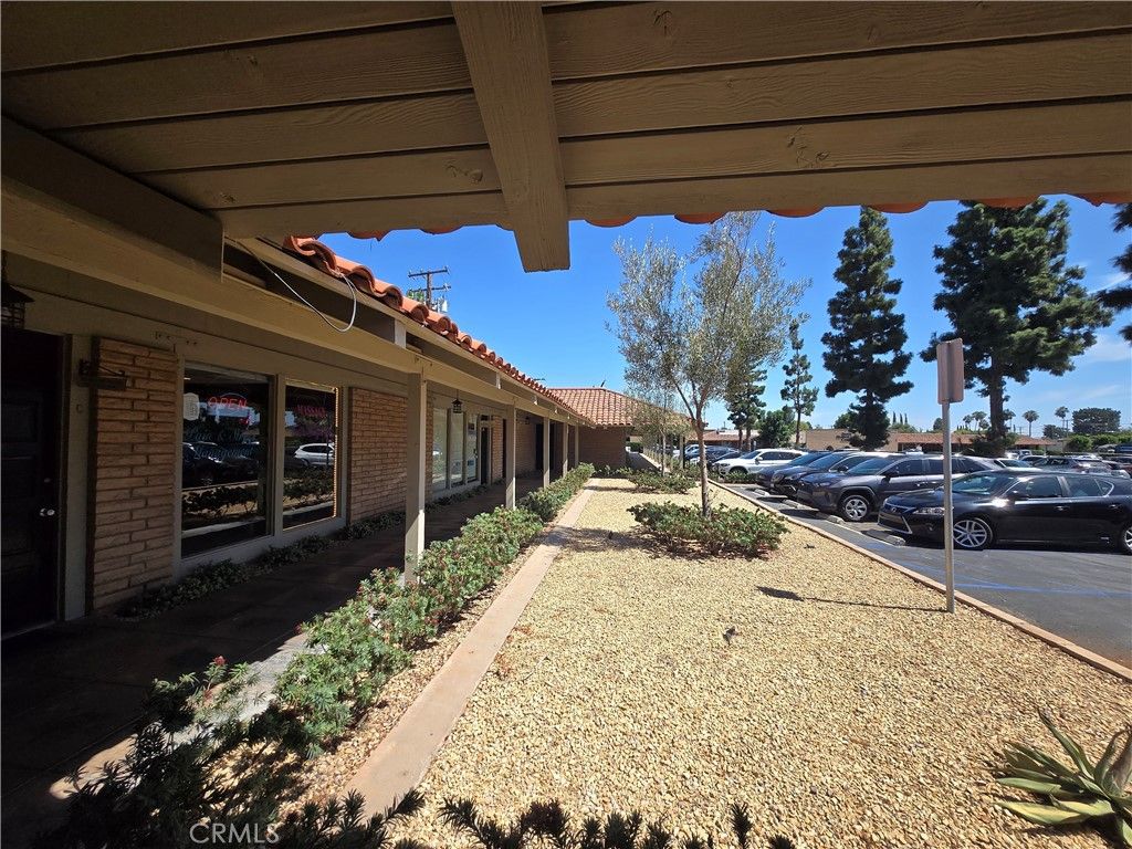 Newport Ave, Tustin, CA 92780 — photo 2