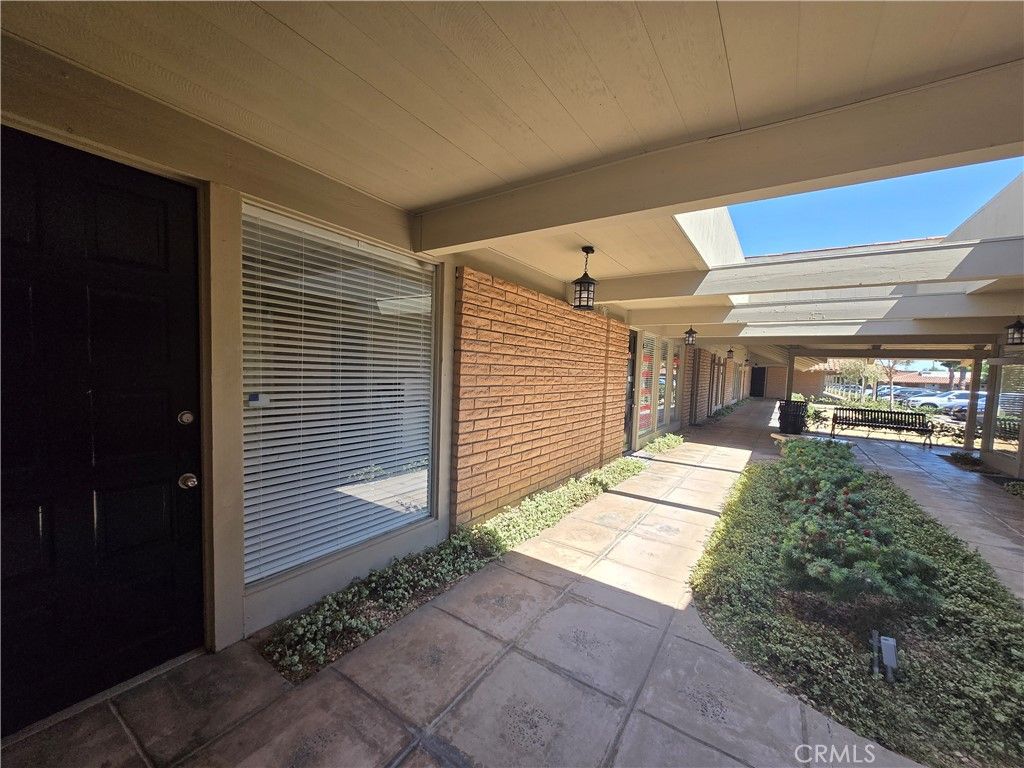 Newport Ave, Tustin, CA 92780 — photo 4
