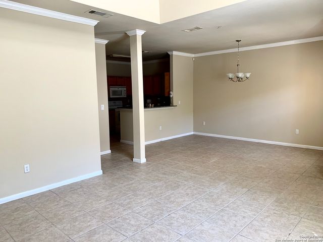 6160 Eckhert Rd Apt 505, San Antonio, TX 78240