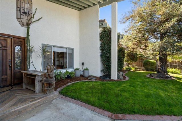 16109 Watt Way, Ramona, CA 92065