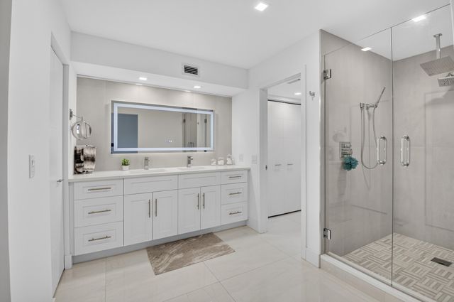 7809 Lakeside Boulevard G205, Boca Raton, FL 33434