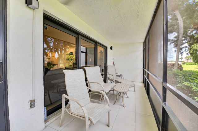 7809 Lakeside Boulevard G205, Boca Raton, FL 33434