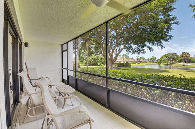 7809 Lakeside Boulevard G205, Boca Raton, FL 33434