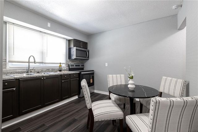 3309 E 69th Street, Kansas City, MO 64132