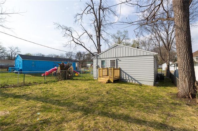 3309 E 69th Street, Kansas City, MO 64132