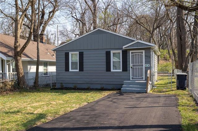 3309 E 69th Street, Kansas City, MO 64132