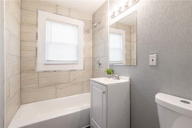 3309 E 69th Street, Kansas City, MO 64132