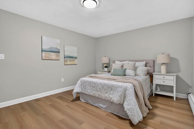 8 Allen Rd, Easton, MA 02356