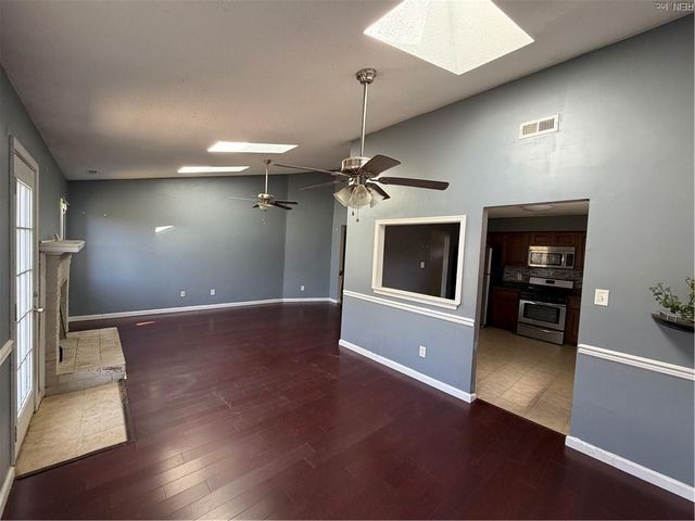 2005 Handel CT, Virginia Beach, VA 23454