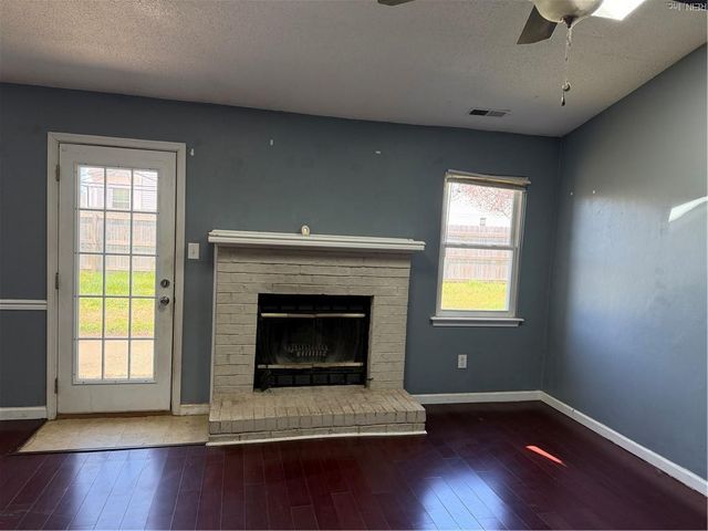 2005 Handel CT, Virginia Beach, VA 23454