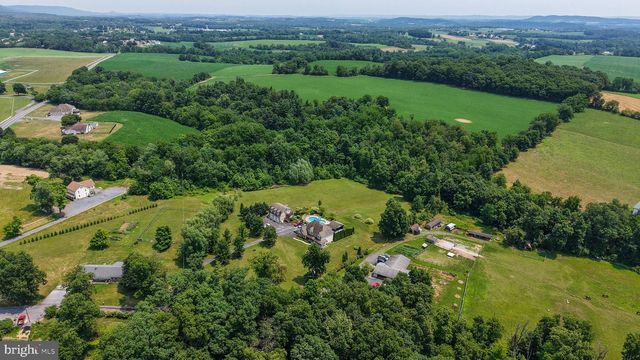 137 LAKEVIEW RD, Bernville, PA 19506