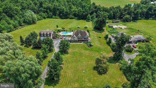 137 LAKEVIEW RD, Bernville, PA 19506