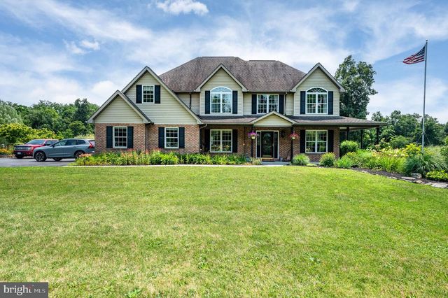 137 LAKEVIEW RD, Bernville, PA 19506