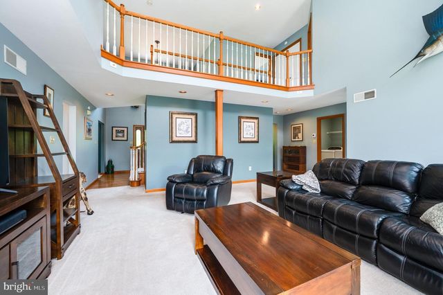 137 LAKEVIEW RD, Bernville, PA 19506