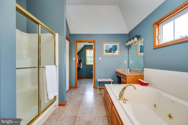 137 LAKEVIEW RD, Bernville, PA 19506