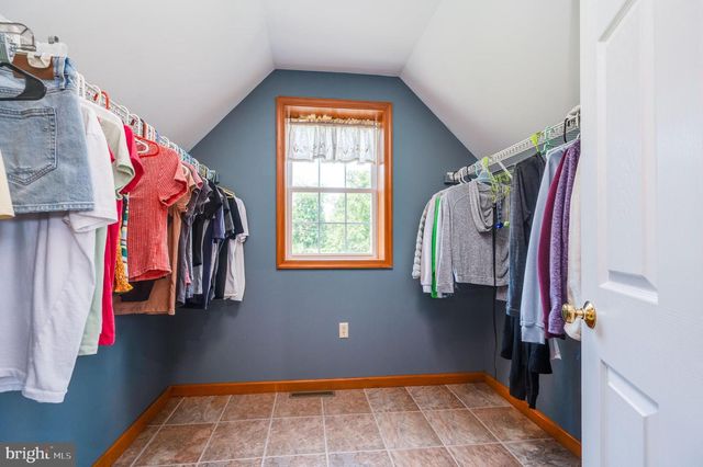 137 LAKEVIEW RD, Bernville, PA 19506