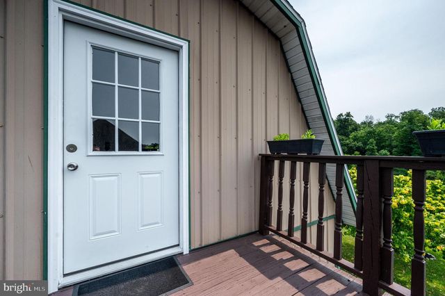 137 LAKEVIEW RD, Bernville, PA 19506